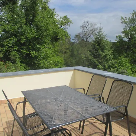 Apartamento Ferienwohnung Bienenkorb Haus *